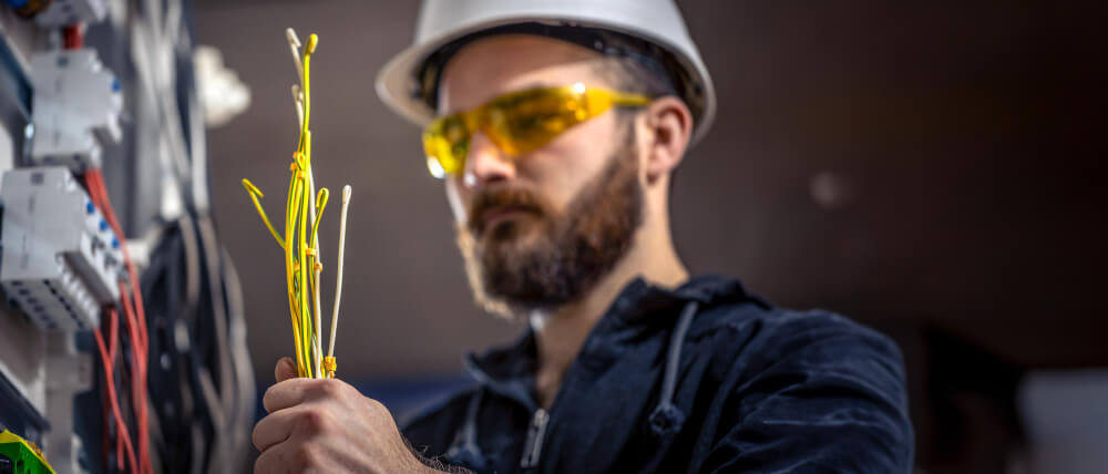 3 fázisú kismegszakító bekötése