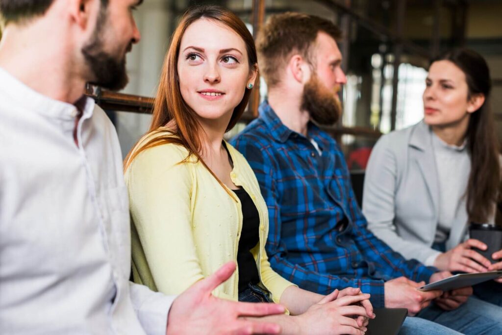 A csend nem akadály – inkább jelzés arról, hogy figyelsz